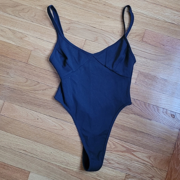 FOR LOVE AND LEMONS CLARA RIBBED THONG BODYSUIT - Picture 2 of 6